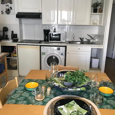 Daire Au Coeur De Juan Les Pins