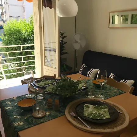 Au Coeur De Juan Les Pins Антиб