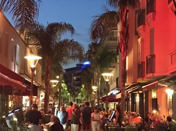 Au Coeur De Juan Les Pins Lägenhet